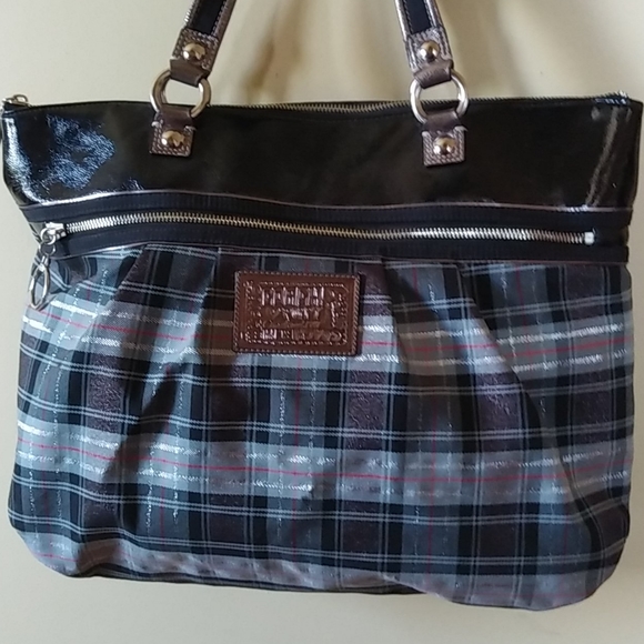 Coach Handbags - Fab plaid rare Coach Poppy tote